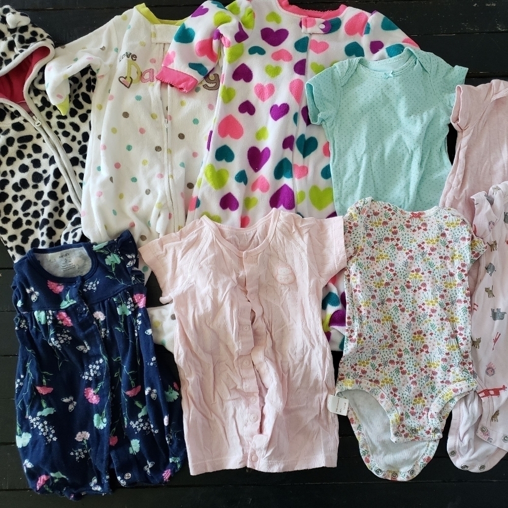 Baby Girl Bundle Lot Clothes Pajamas Bodysuit Romper 9 Pieces 3-6 6 Month Carter